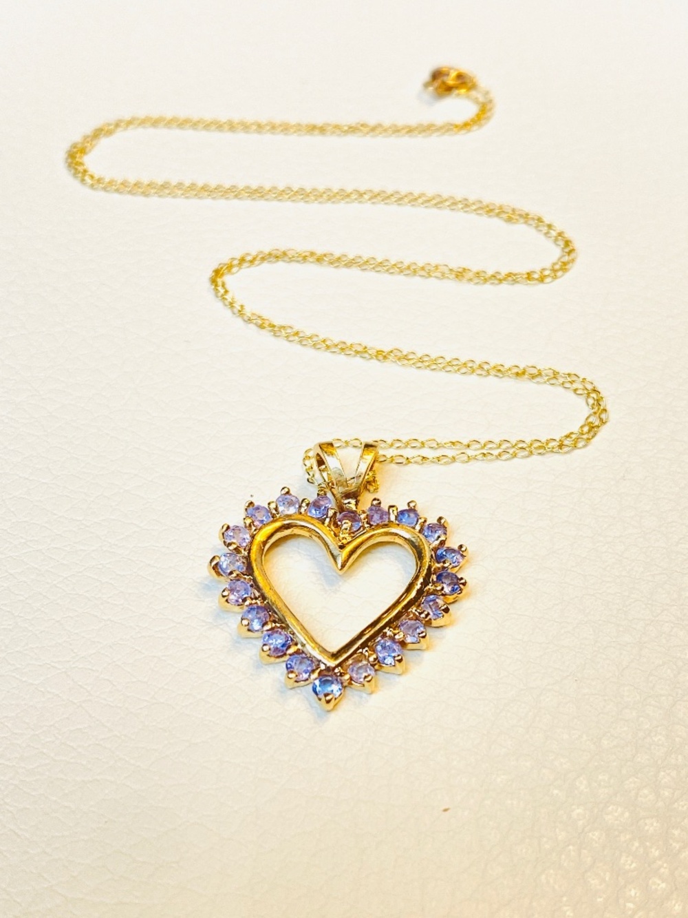10K Genuine Tanzanite Yellow Gold Open Heart Pendant Necklace Purple Lavender